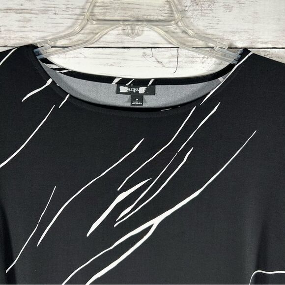 Alfani Black White Linear Swing Travel Easy-Care Top 1X - Picture 4 of 7